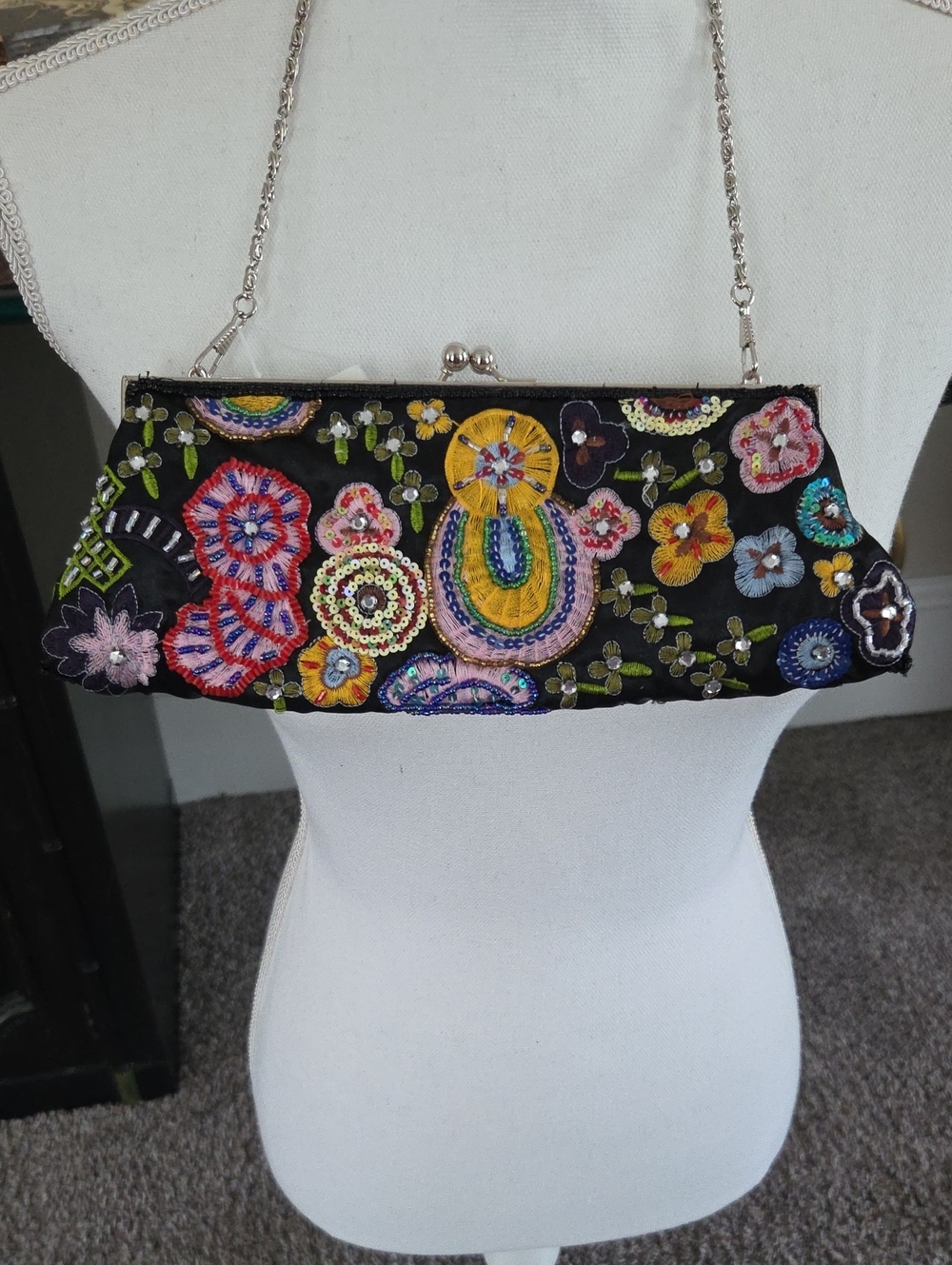 NWT New York & Company Embroidered  Floral Beaded Handbag.